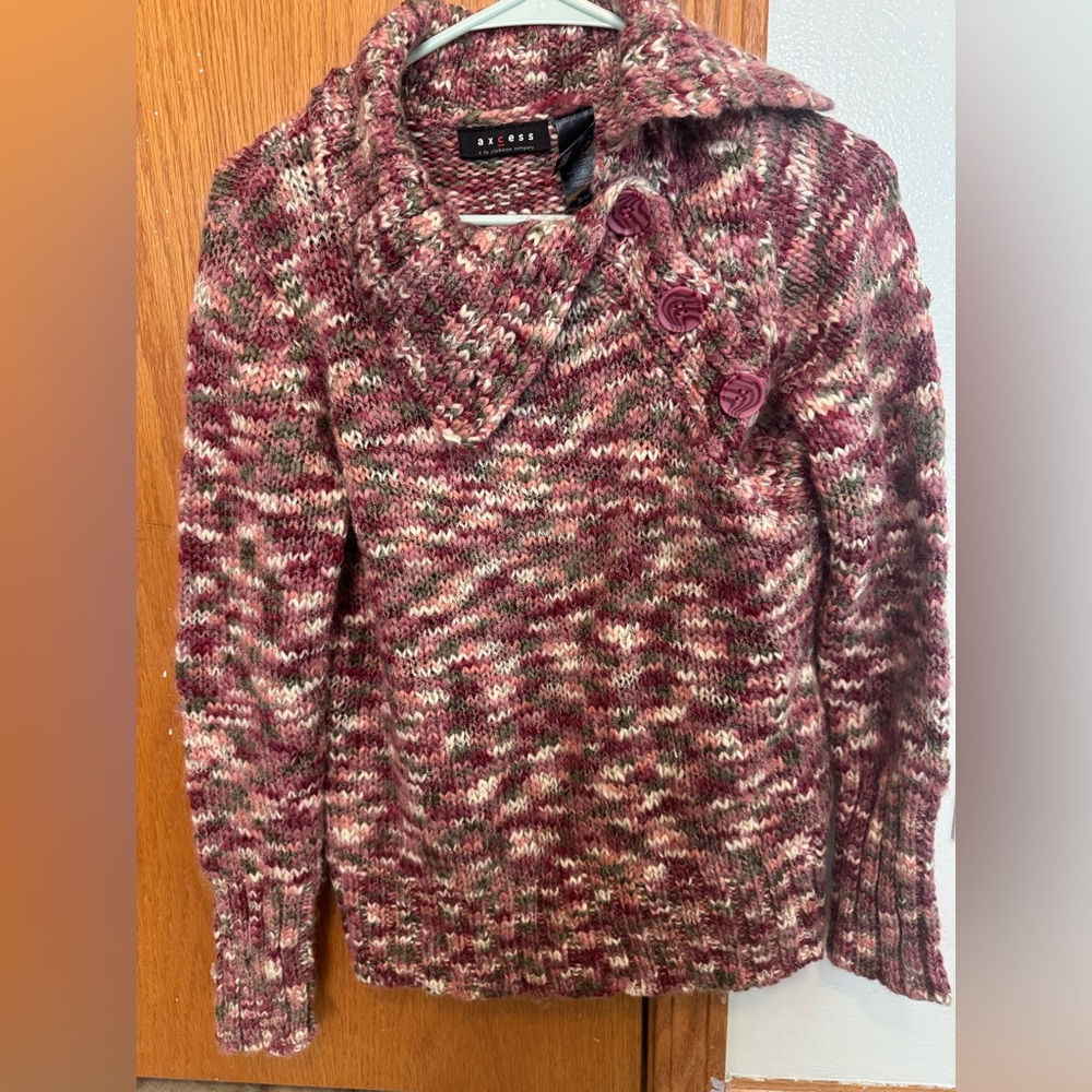 AXCESS size LG pink and gray tweed knit sweater with button angle collar